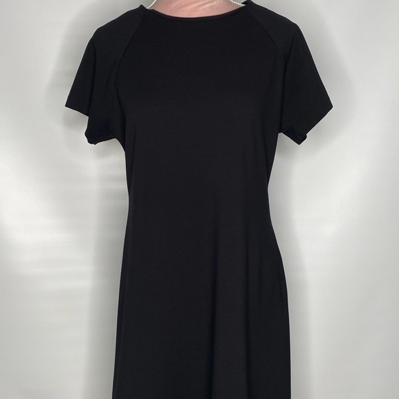 Uniqlo black cotton dress. - Picture 2 of 10